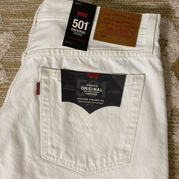 501 Levi’s White Distressed Pants - Picture 2 of 7